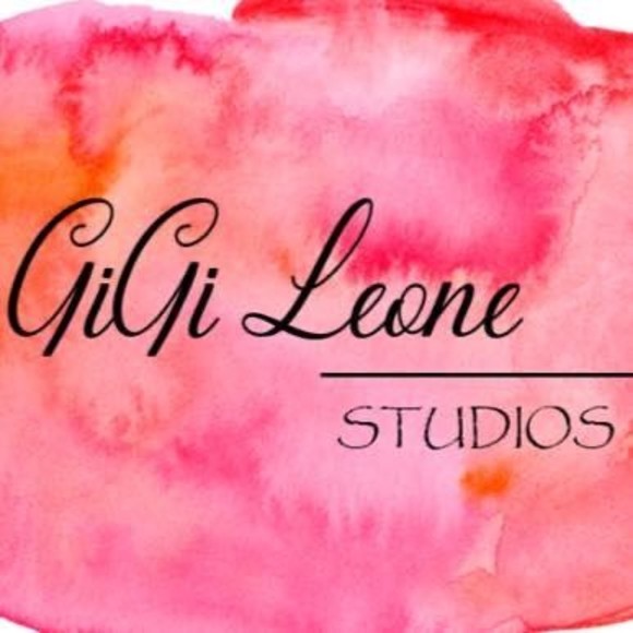 Meet your Posher, Gigi leone - Picture 1 of 1